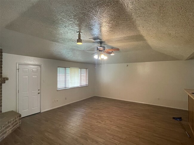 property at 1826 Grand Park Dr