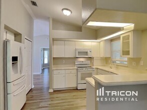 26060 Concepcion Dr in Punta Gorda, FL - Building Photo - Building Photo