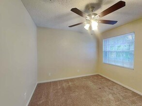 5730 NW 62nd Manor in Parkland, FL - Foto de edificio - Building Photo