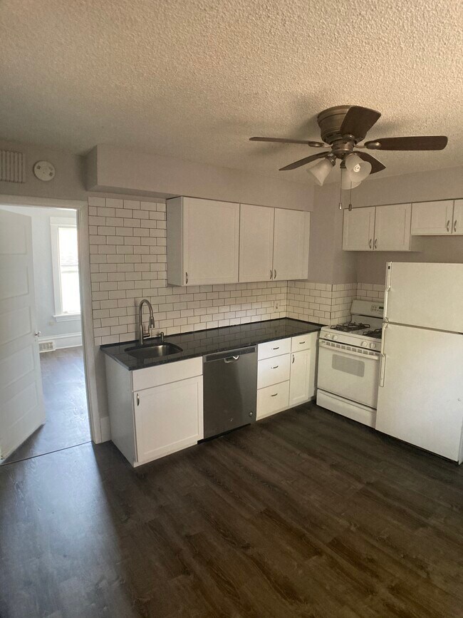 412 24th Ave NE in Minneapolis, MN - Building Photo - Building Photo