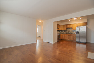 929 S Oak Park Ave in Oak Park, IL - Building Photo - Building Photo