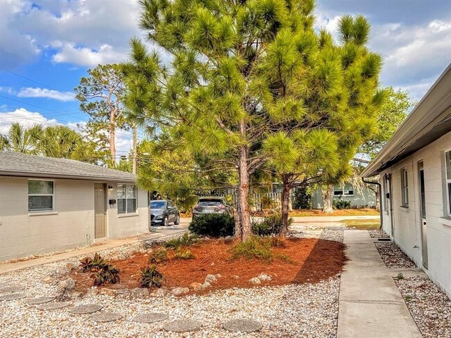 property at 5850 Colonial Dr