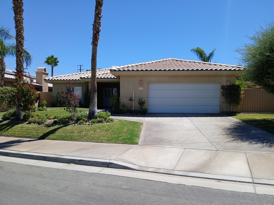 74137 Scholar Ln E, Unit 74137Scholar in Palm Desert, CA - Building Photo