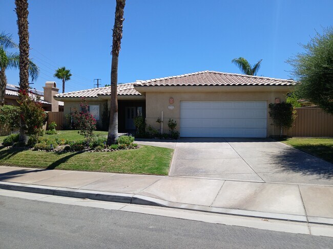 property at 74137 Scholar Ln E