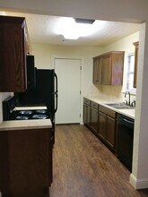 829 NW 17th St in Lawton, OK - Foto de edificio - Building Photo