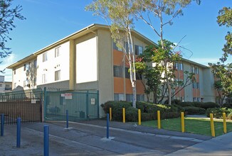 St Andrews Terrace in Los Angeles, CA - Building Photo - Building Photo