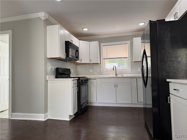 property at 61 1/2 Downer St