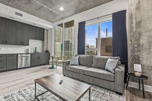 617 N 12th St, Unit SI ID1312564P in Tampa, FL - Building Photo