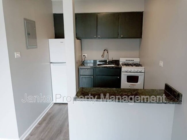 property at 3353 Commercial Ave