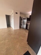 203 Foxtail Dr, Unit C1 in Greenacres, FL - Foto de edificio - Building Photo