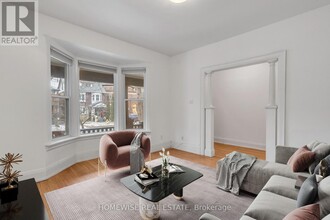 77 Beaty Ave in Toronto, ON - Building Photo - Building Photo