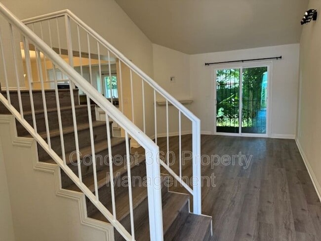 property at 11226 Elliott Ave