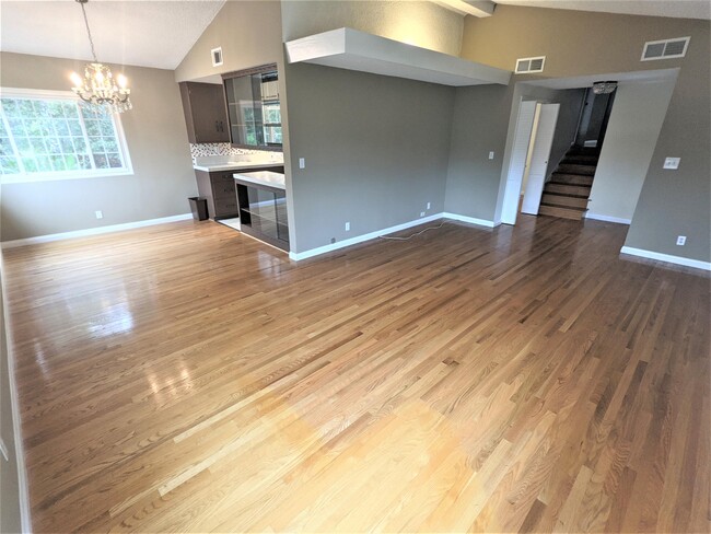 property at 1001 N Ave 67