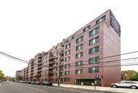 12-15 Broadway in Astoria, NY - Foto de edificio - Building Photo