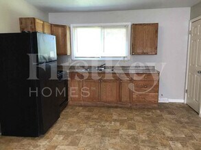 110 Robert Dr in St. Charles, MO - Building Photo - Building Photo