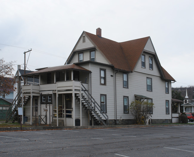 2121-2123 Linn St in Williamsport, PA - Building Photo - Building Photo