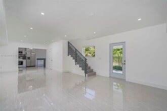 590 SW 23rd Ave in Miami, FL - Building Photo - Building Photo