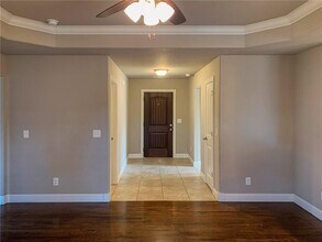 900 SW Crownview St in Bentonville, AR - Building Photo - Building Photo