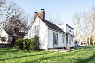 4058 N Illinois St in Indianapolis, IN - Building Photo