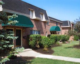 Wentworth Estates in Florence, KY - Foto de edificio - Building Photo