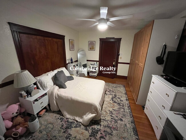 66 Craigie St, Unit 3