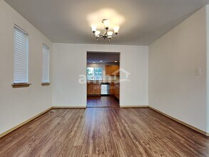 809 Mac Ln SE in Olympia, WA - Building Photo - Building Photo