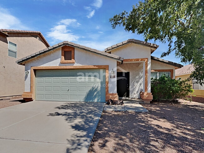 property at 1632 E Ash Ave