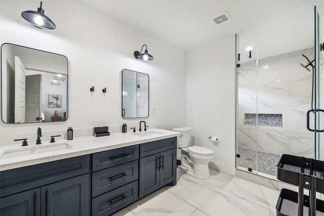 property at 4603 Farmer St