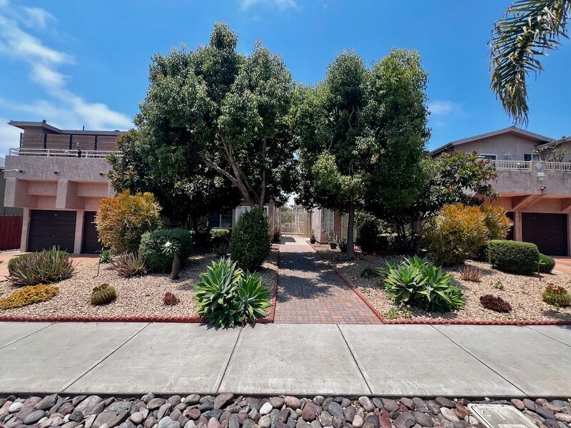 3932 Hamilton St in San Diego, CA - Building Photo