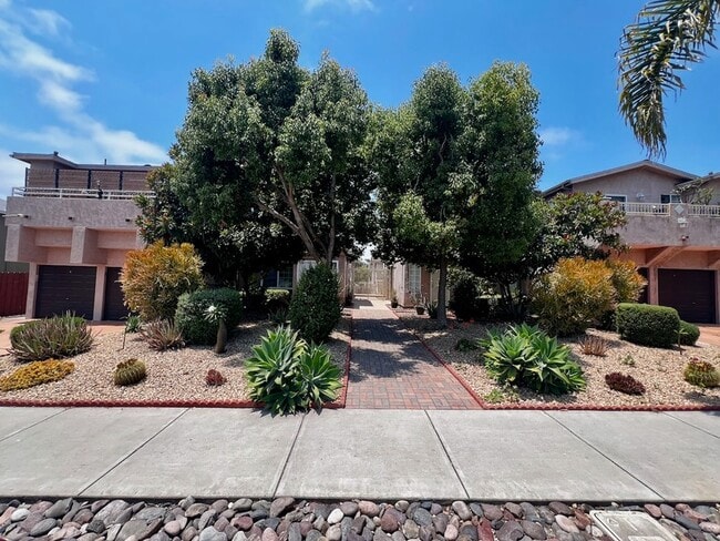 property at 3932 Hamilton St