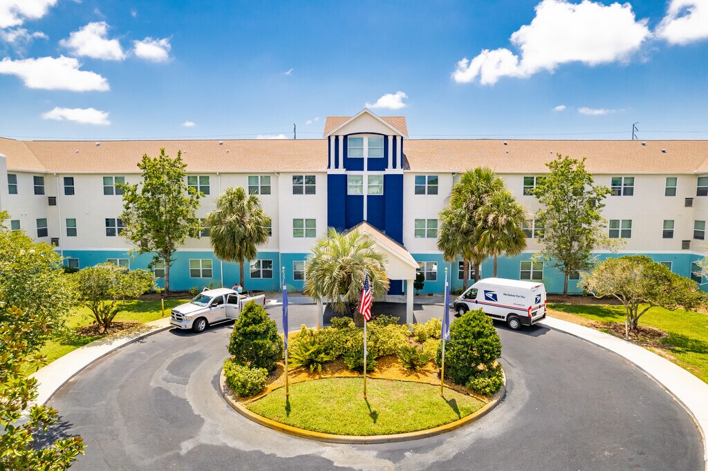 Lexington Club Clearwater, FL Apartments