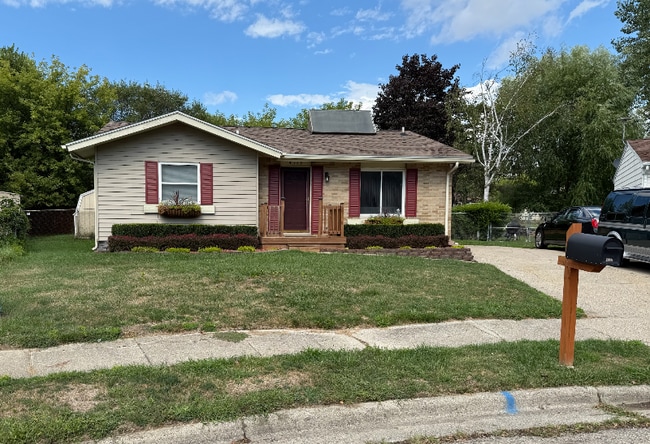 property at 4305 Old Castle Cir