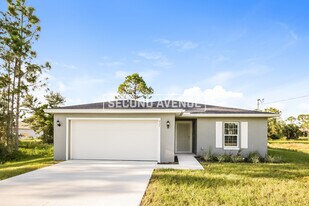 437 Reading St, Unit 210 in Lehigh Acres, FL - Building Photo