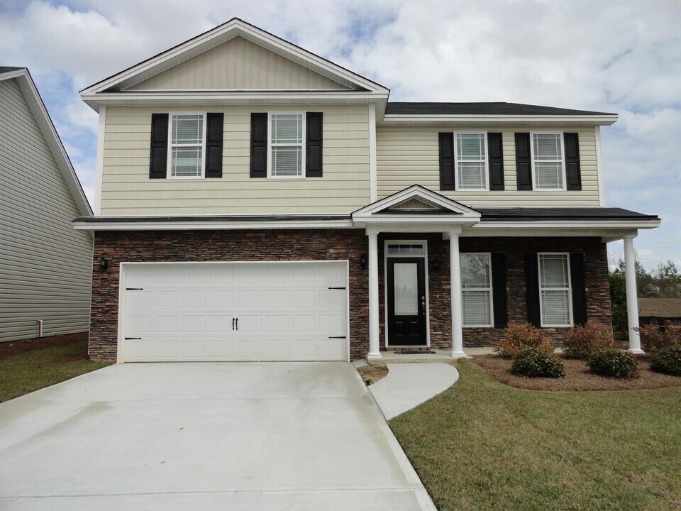 107 Pine View Crossing in Pooler, GA - Building Photo