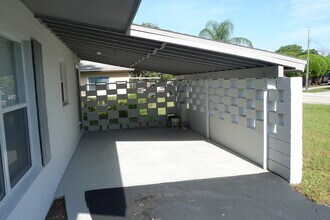 1112 Dickens Ave in Orlando, FL - Building Photo - Building Photo