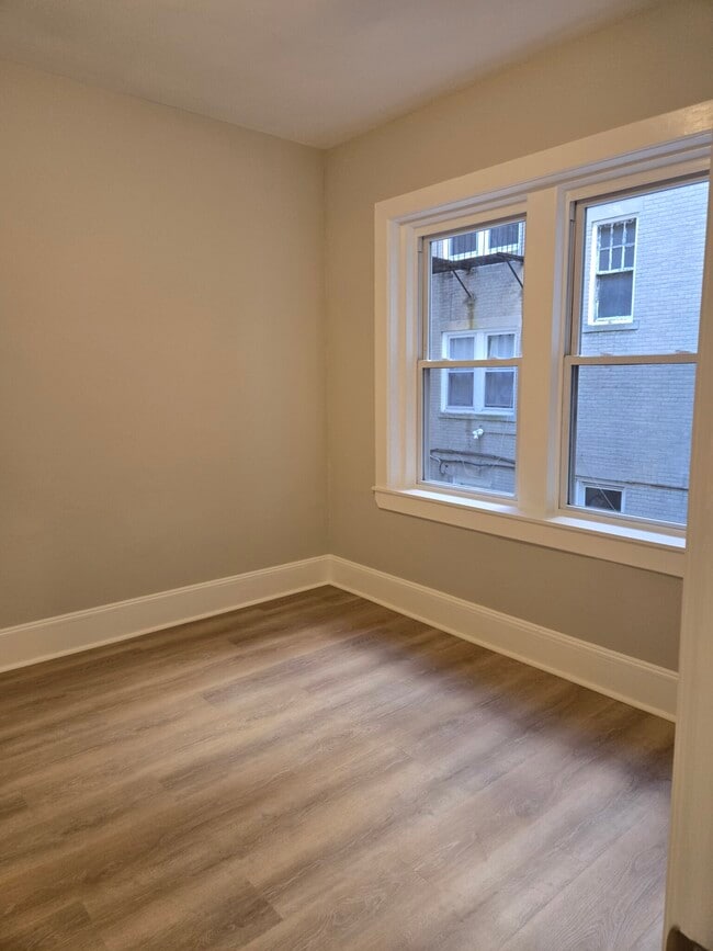 1186 Commonwealth Ave in Boston, MA - Building Photo - Building Photo