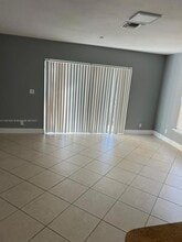 10018 SW 24th St in Miramar, FL - Building Photo - Building Photo