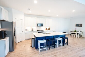 14035 Vly Crk Ct in Shenandoah, TX - Building Photo - Building Photo