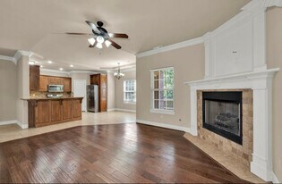 605 NW 17th Ct in Bentonville, AR - Building Photo