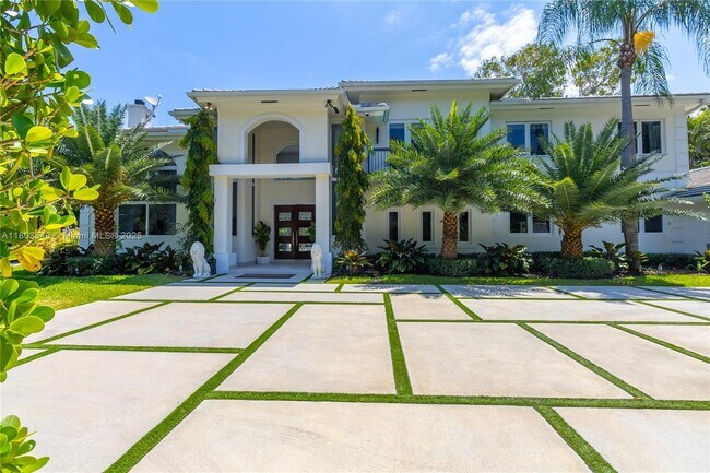 property at 7201 Ponce De Leon Rd