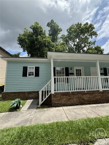 1126 Collins St in Savannah, GA - Building Photo - Building Photo
