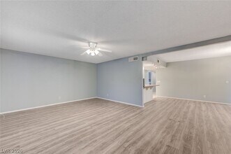 3518 Blackstone St in Las Vegas, NV - Building Photo - Building Photo