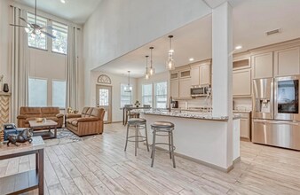 127 Teralyn Forest Dr in Conroe, TX - Building Photo - Building Photo