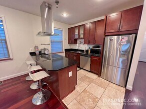 3573 Warder St NW in Washington, DC - Building Photo - Building Photo
