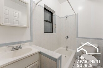 2405 W Wilson Ave in Chicago, IL - Building Photo - Building Photo