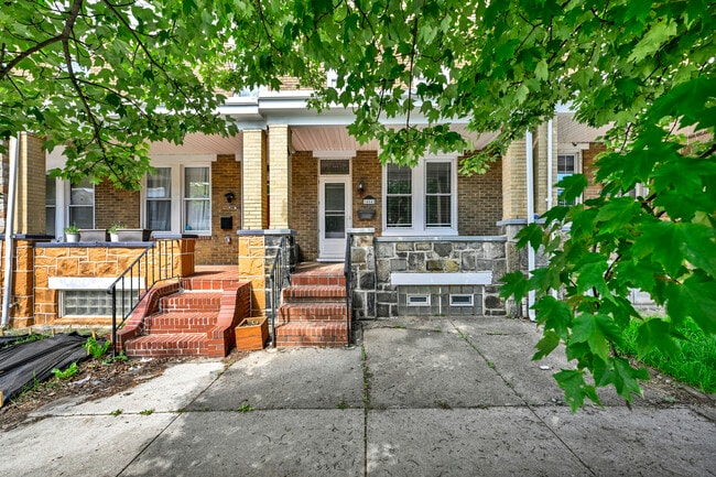 property at 404 Cornwall St