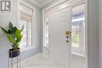 71 Mansfield Ln in Markham, ON - Building Photo - Building Photo