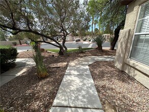 2604 Ponderosa Pine Ave in Henderson, NV - Building Photo - Building Photo