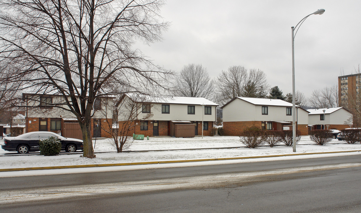 306-422 N 2nd St in Ironton, OH - Building Photo