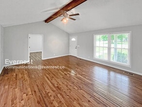 508 Highland Dr in White House, TN - Building Photo - Building Photo